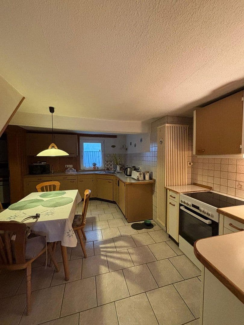 Prodej domu 260 m², pozemek 453 m², Groß-Gerau, Hessen Prodej domu 260 m², pozemek 453 m², Groß-Gerau, Hessen