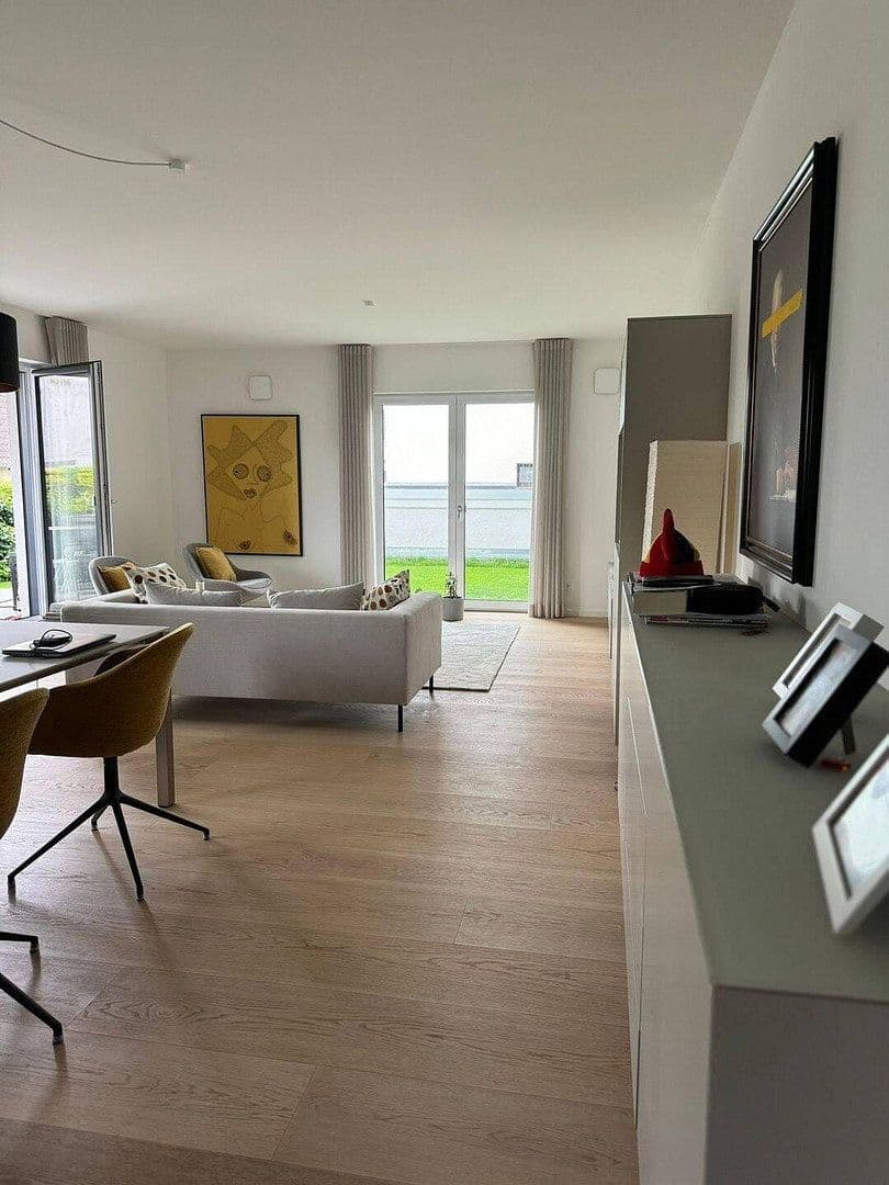Prodej bytu 3+kk 102 m², Steinbach (Taunus), Hessen Prodej bytu 3+kk 102 m², Steinbach (Taunus), Hessen