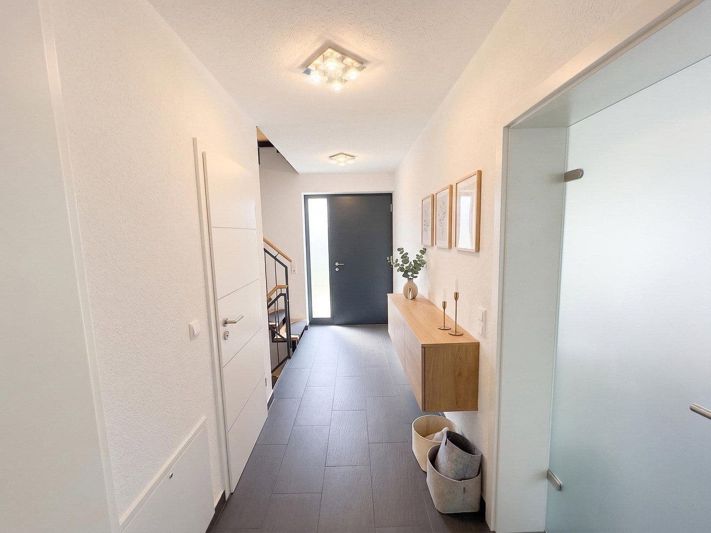Prodej domu 190 m², pozemek 217 m², Heilbronn, Bádensko-Württembersko Prodej domu 190 m², pozemek 217 m², Heilbronn, Bádensko-Württembersko