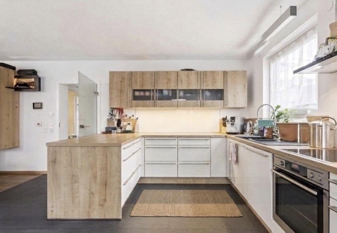 Prodej domu 190 m², pozemek 217 m², Heilbronn, Bádensko-Württembersko Prodej domu 190 m², pozemek 217 m², Heilbronn, Bádensko-Württembersko