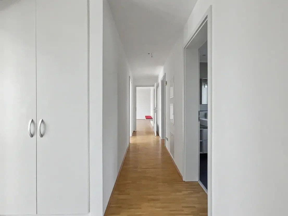 Prodej bytu 3+1 120 m², Frankfurt, Hessen Prodej bytu 3+1 120 m², Frankfurt, Hessen