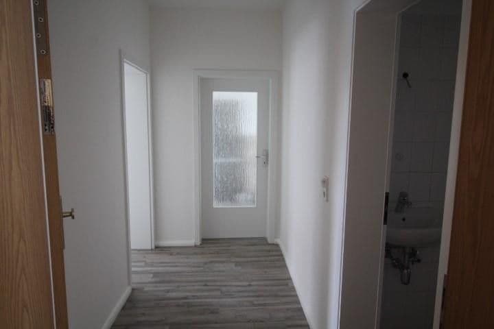 Pronájem bytu 2+1 64 m², Flurstraße 2b, Cvikov, Sasko Pronájem bytu 2+1 64 m², Flurstraße 2b, Cvikov, Sasko