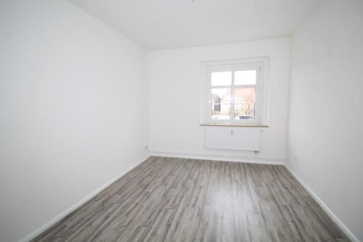 Pronájem bytu 2+1 64 m², Flurstraße 2b, Cvikov, Sasko Pronájem bytu 2+1 64 m², Flurstraße 2b, Cvikov, Sasko