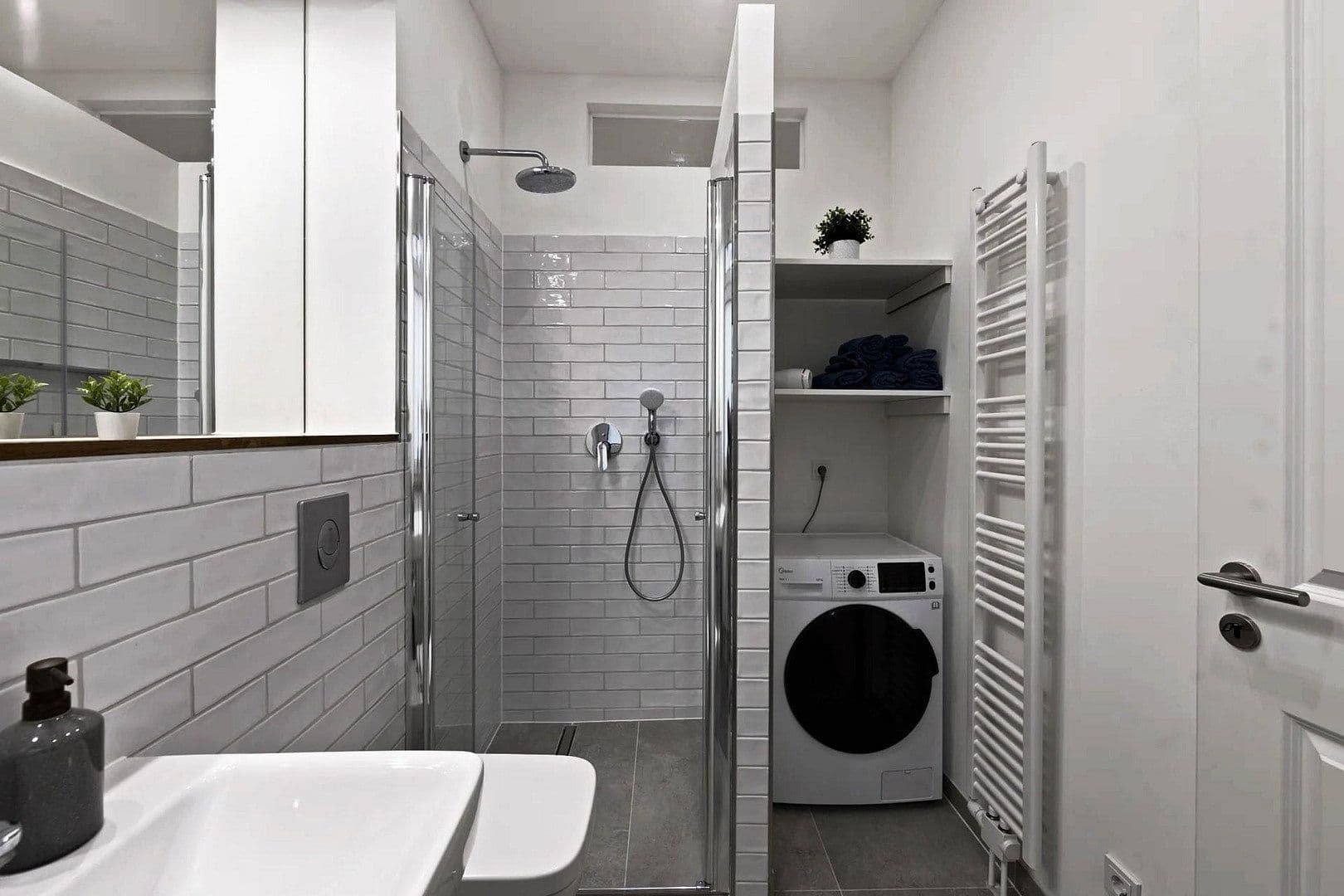 Pronájem bytu 2+1 58 m², 10365, Berlín Pronájem bytu 2+1 58 m², 10365, Berlín
