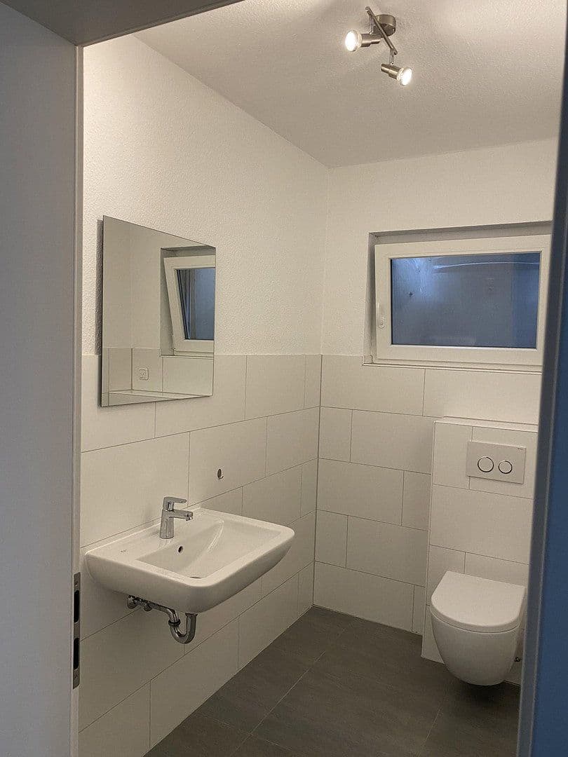 Pronájem bytu 3+1 91 m², Königsberger Str. 29, Wipperfürth, Severní Porýní-Vestfálsko Pronájem bytu 3+1 91 m², Königsberger Str. 29, Wipperfürth, Severní Porýní-Vestfálsko