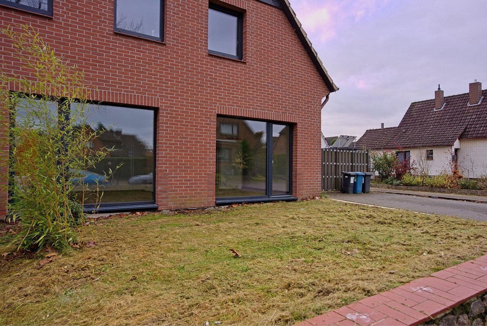 Pronájem bytu 4+1 120 m², Herrenruhmweg 9, Trittau, Šlesvicko-Holštýnsko Pronájem bytu 4+1 120 m², Herrenruhmweg 9, Trittau, Šlesvicko-Holštýnsko