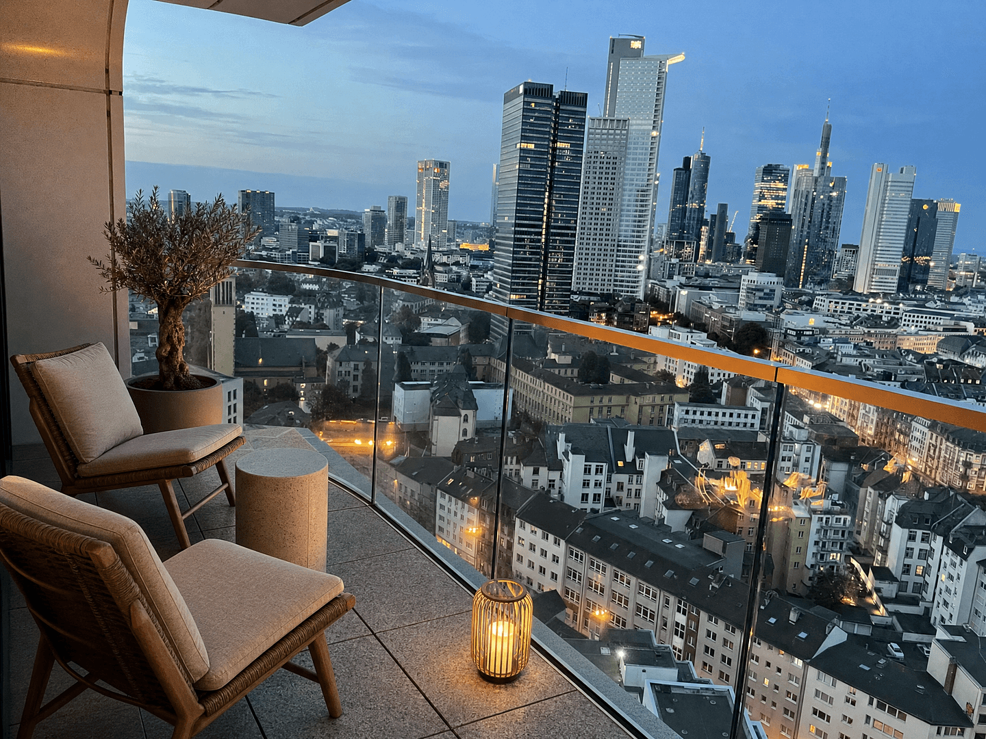 Pronájem bytu 4+1 112 m², Frankfurt, Hessen Pronájem bytu 4+1 112 m², Frankfurt, Hessen
