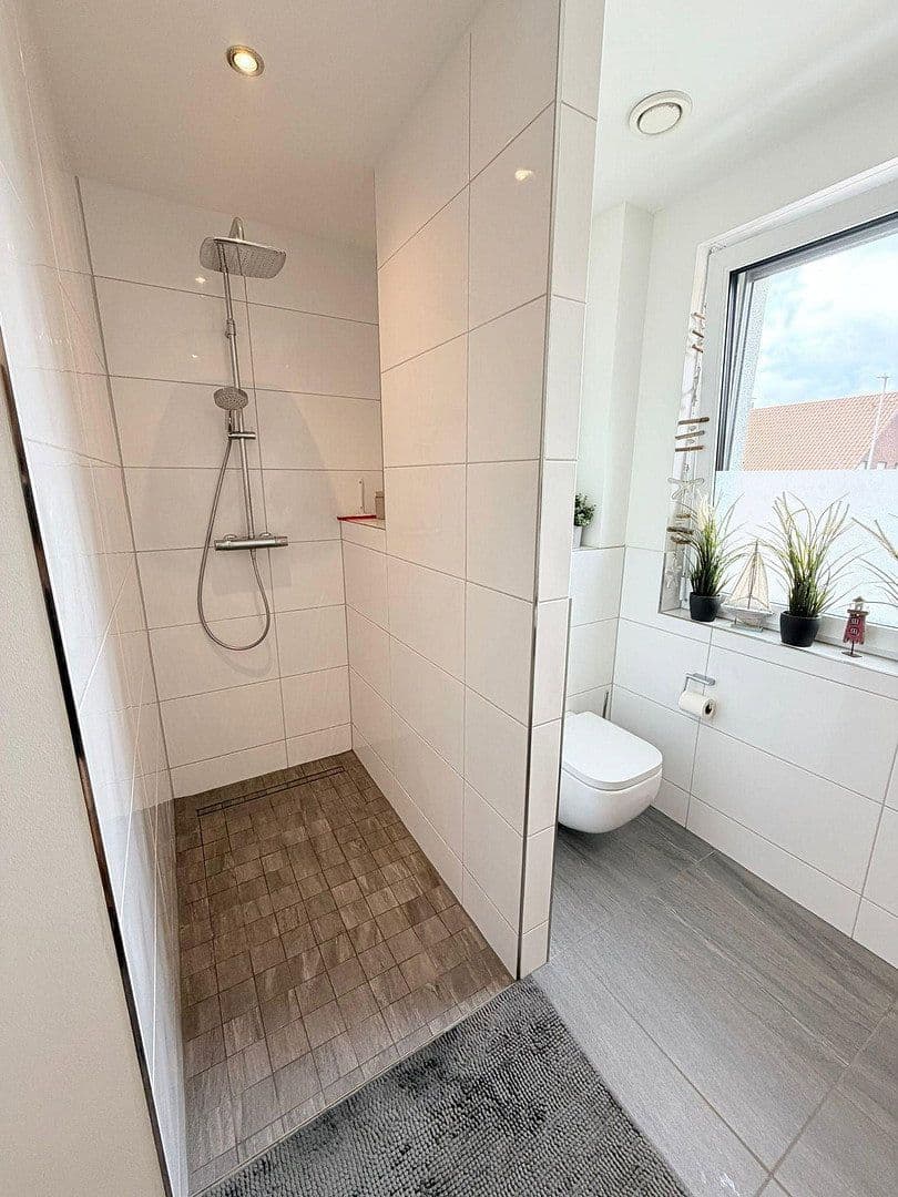 Pronájem bytu 3+1 72 m², Von-Coels-Str. 358, Cáchy, Severní Porýní-Vestfálsko Pronájem bytu 3+1 72 m², Von-Coels-Str. 358, Cáchy, Severní Porýní-Vestfálsko