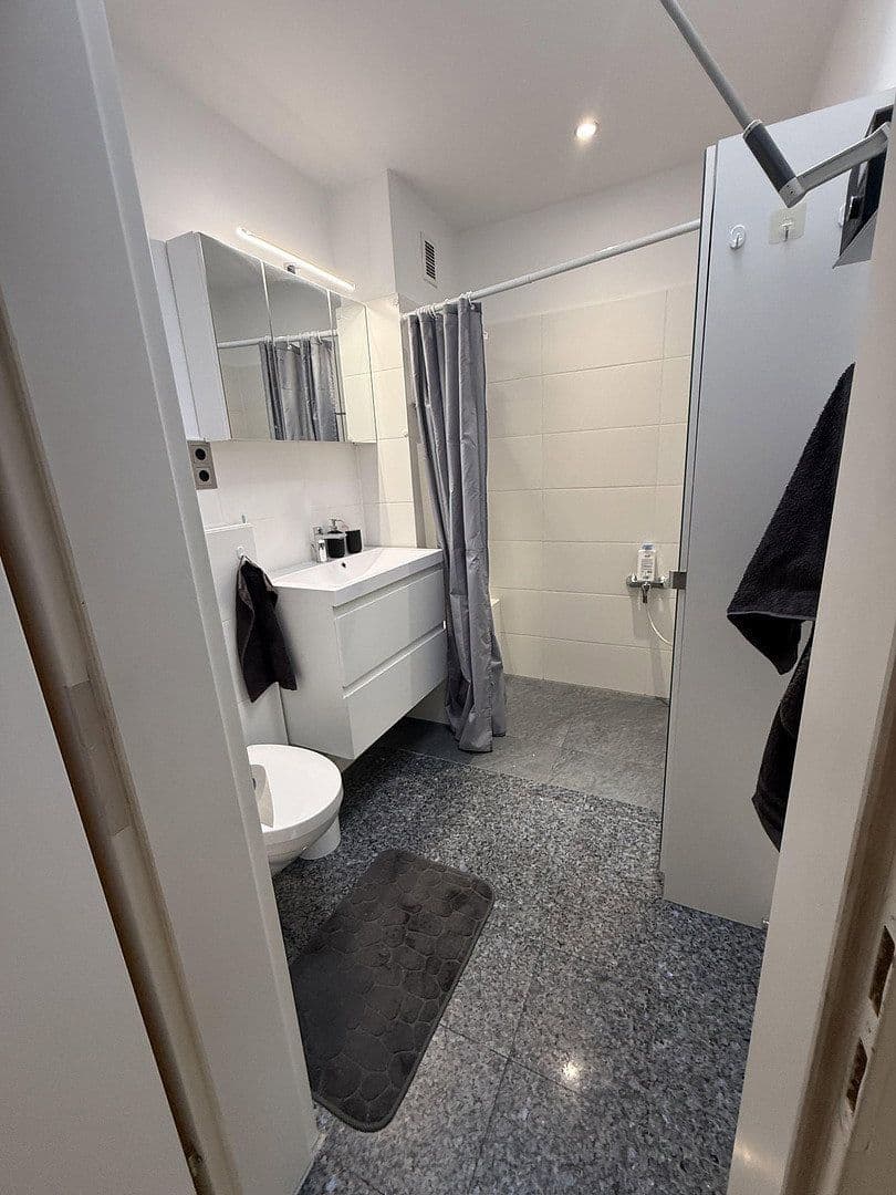 Pronájem bytu 3+1 60 m², Wiesbaden, Hessen Pronájem bytu 3+1 60 m², Wiesbaden, Hessen