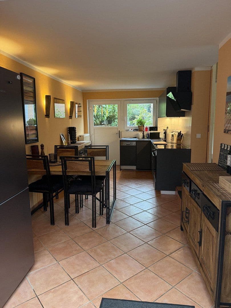 Pronájem bytu 3+1 60 m², Wiesbaden, Hessen Pronájem bytu 3+1 60 m², Wiesbaden, Hessen