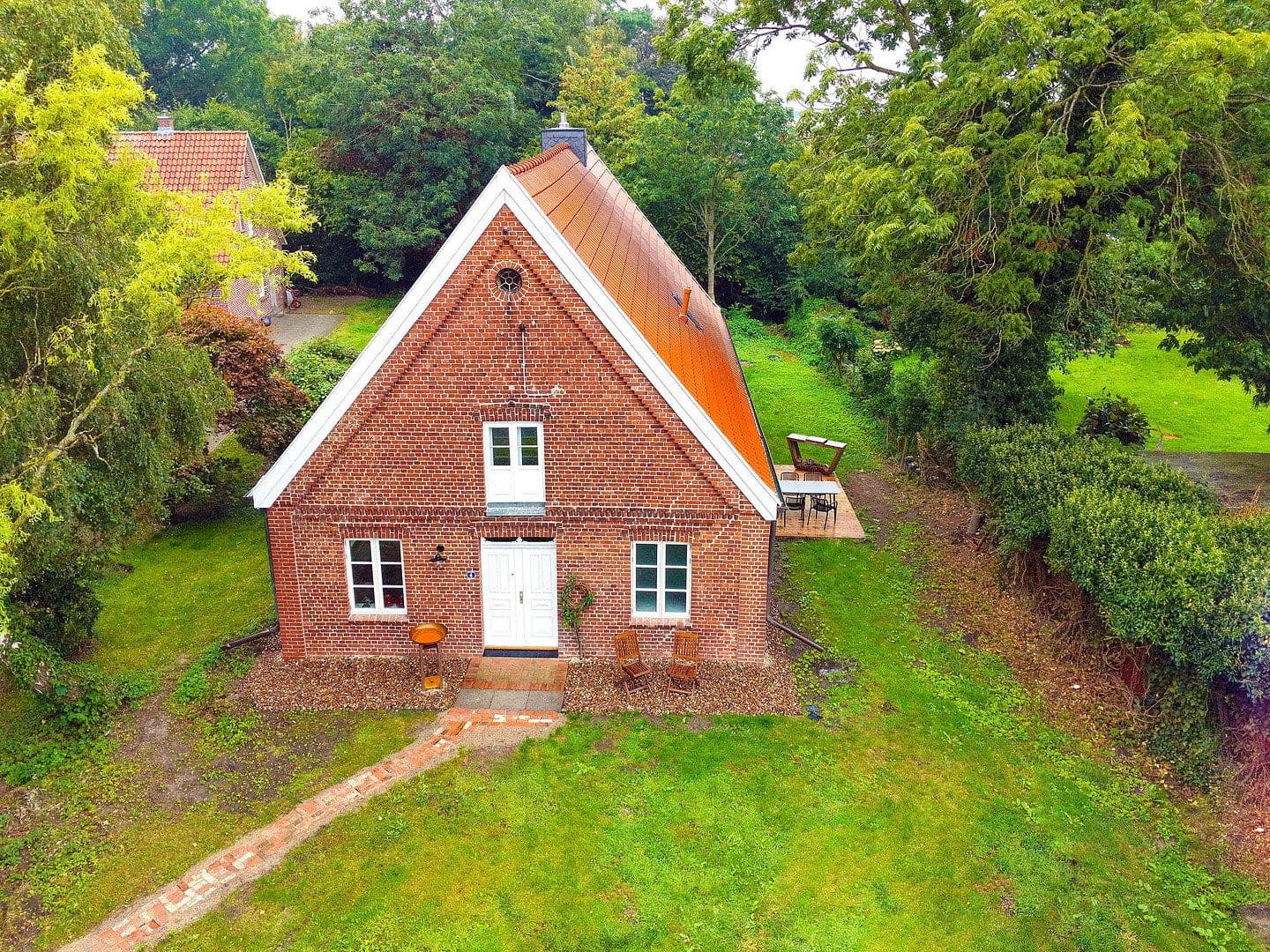 Prodej domu 180 m², pozemek 970 m², Balje, Dolní Sasko Prodej domu 180 m², pozemek 970 m², Balje, Dolní Sasko