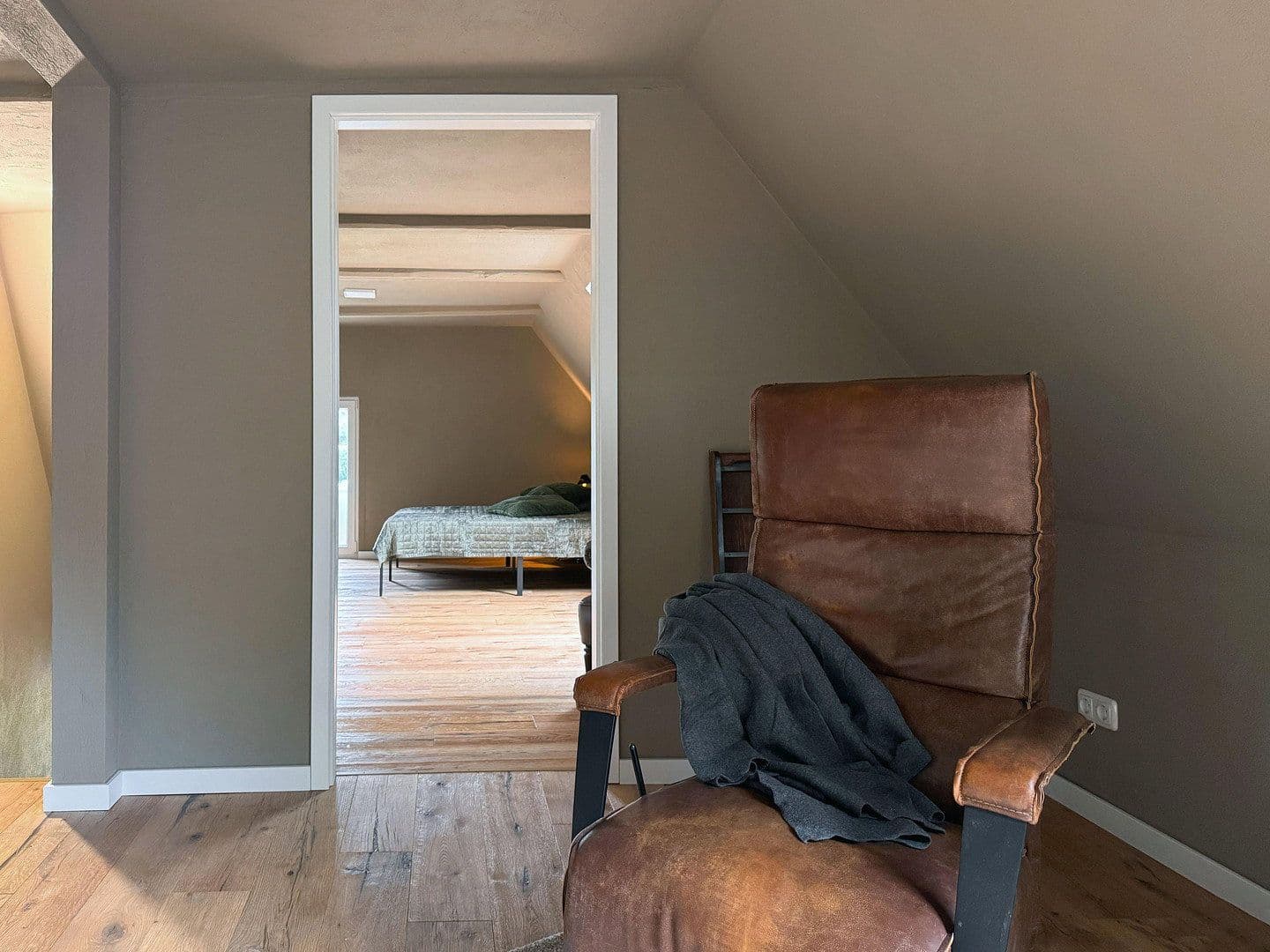 Prodej domu 180 m², pozemek 970 m², Balje, Dolní Sasko Prodej domu 180 m², pozemek 970 m², Balje, Dolní Sasko