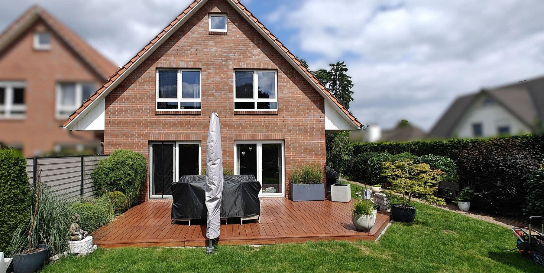 Prodej domu 128 m², pozemek 396 m², Buchholz in der Nordheide, Dolní Sasko Prodej domu 128 m², pozemek 396 m², Buchholz in der Nordheide, Dolní Sasko