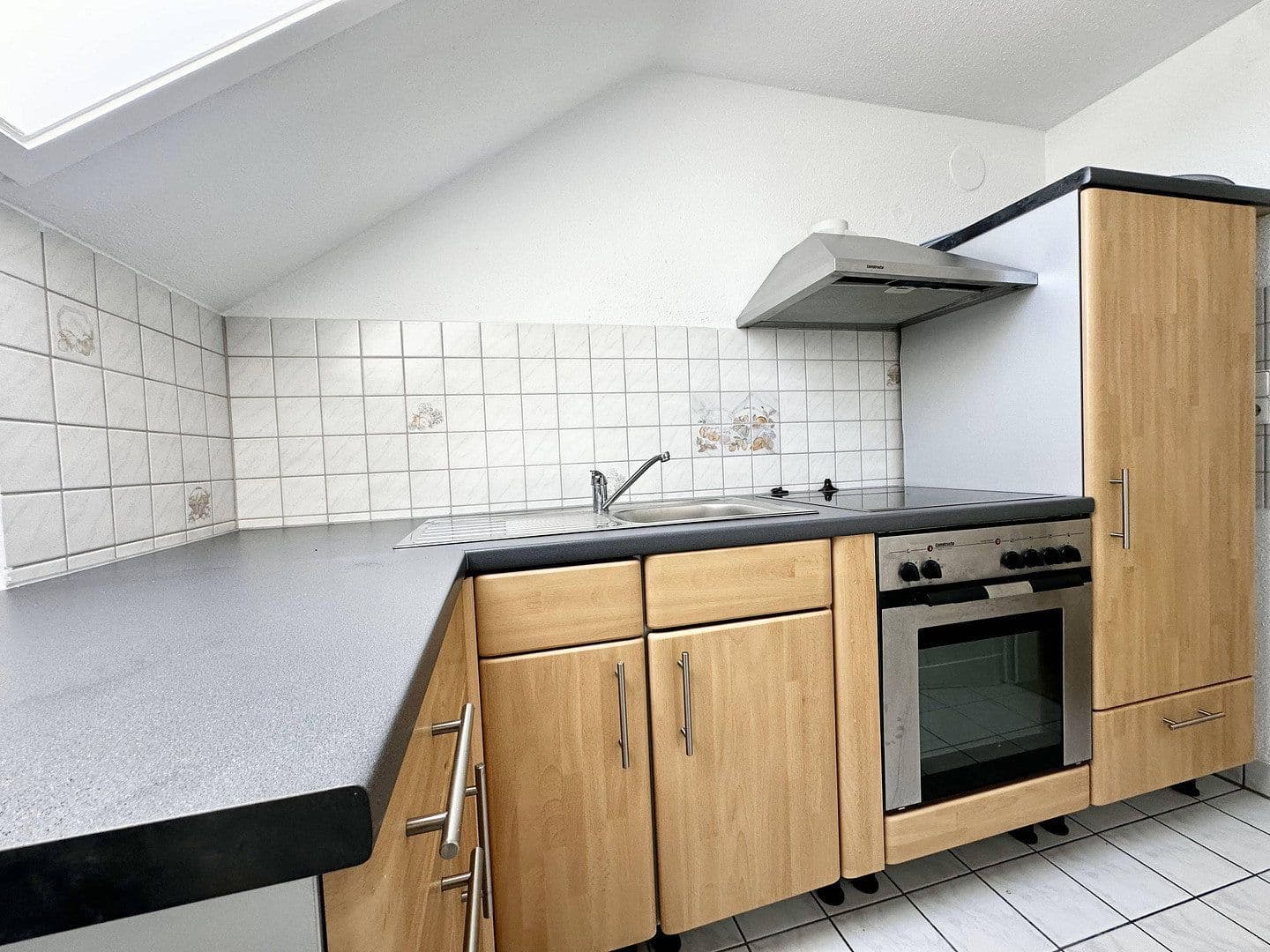 Pronájem bytu 17 m², Haldenweg 16, Lörrach, Bádensko-Württembersko Pronájem bytu 17 m², Haldenweg 16, Lörrach, Bádensko-Württembersko