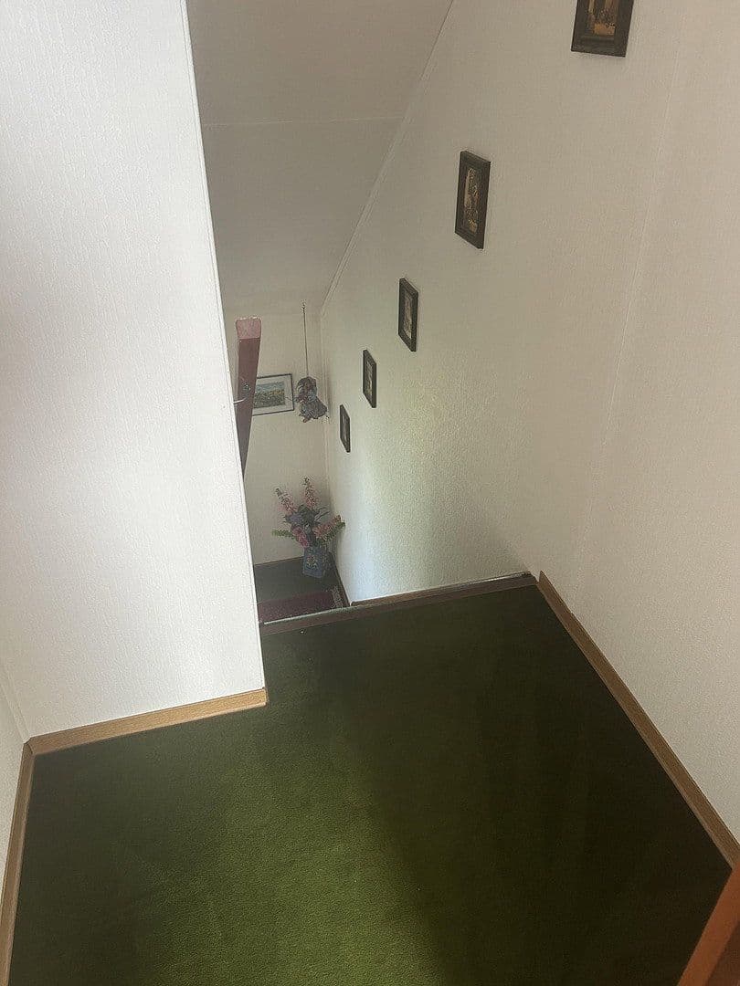 Prodej domu 145 m², pozemek 704 m², Schlat, Bádensko-Württembersko Prodej domu 145 m², pozemek 704 m², Schlat, Bádensko-Württembersko