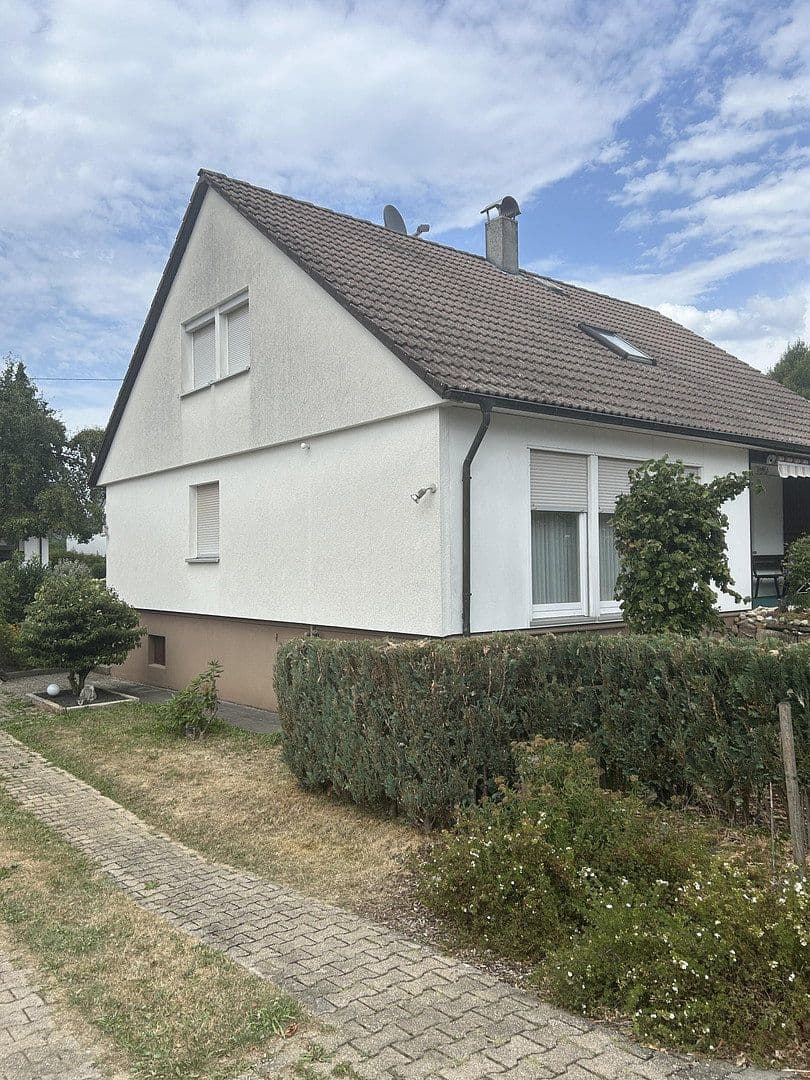 Prodej domu 145 m², pozemek 704 m², Schlat, Bádensko-Württembersko Prodej domu 145 m², pozemek 704 m², Schlat, Bádensko-Württembersko