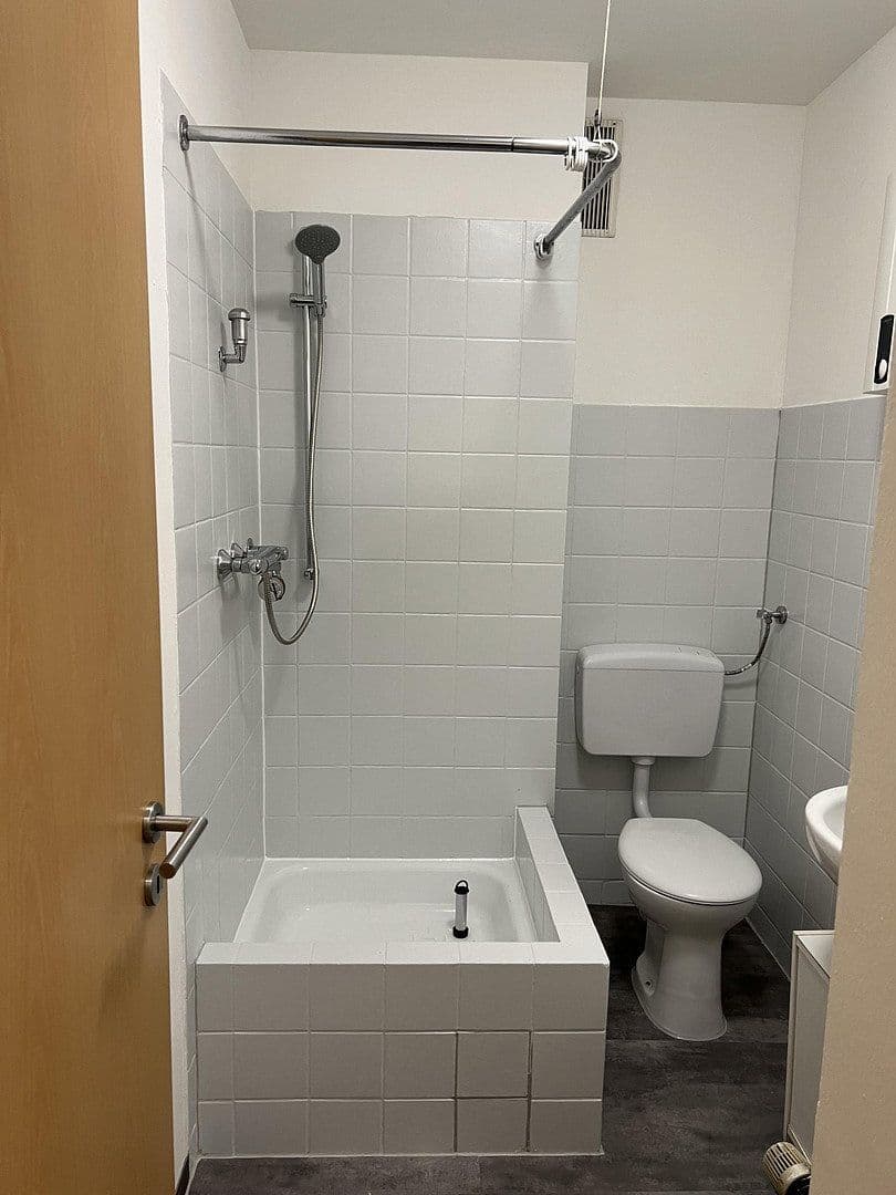 Prodej bytu 1+1 30 m², Altendorfer Str. 487, Essen, Severní Porýní-Vestfálsko Prodej bytu 1+1 30 m², Altendorfer Str. 487, Essen, Severní Porýní-Vestfálsko
