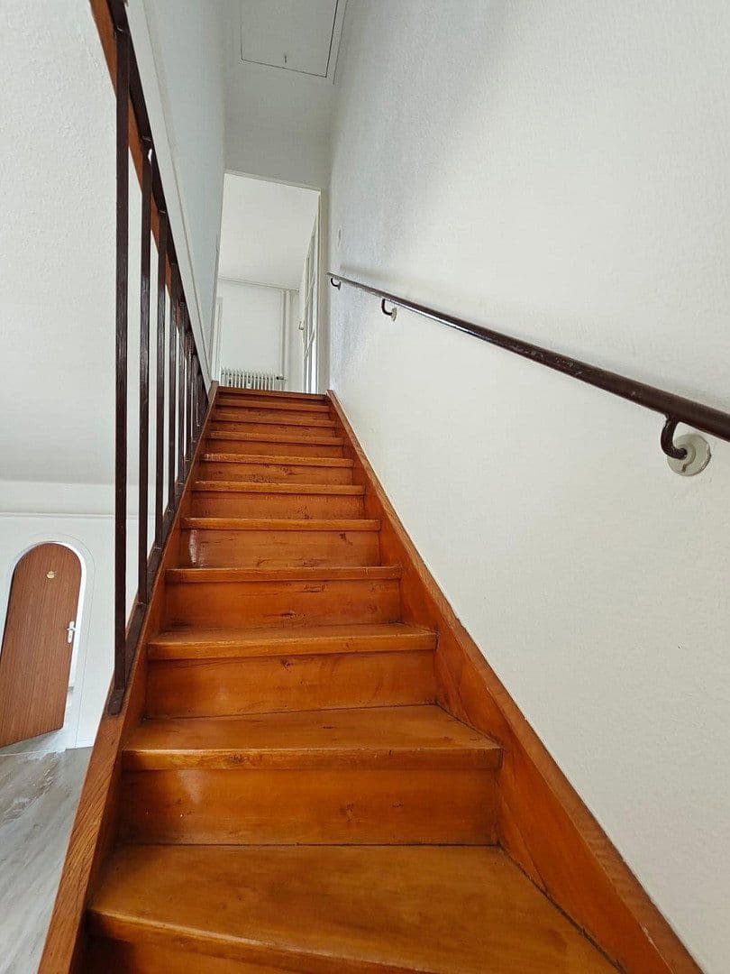 Pronájem bytu 4+1 97 m², Emrichruhstraße 41, Mainz, Porýní-Falc Pronájem bytu 4+1 97 m², Emrichruhstraße 41, Mainz, Porýní-Falc