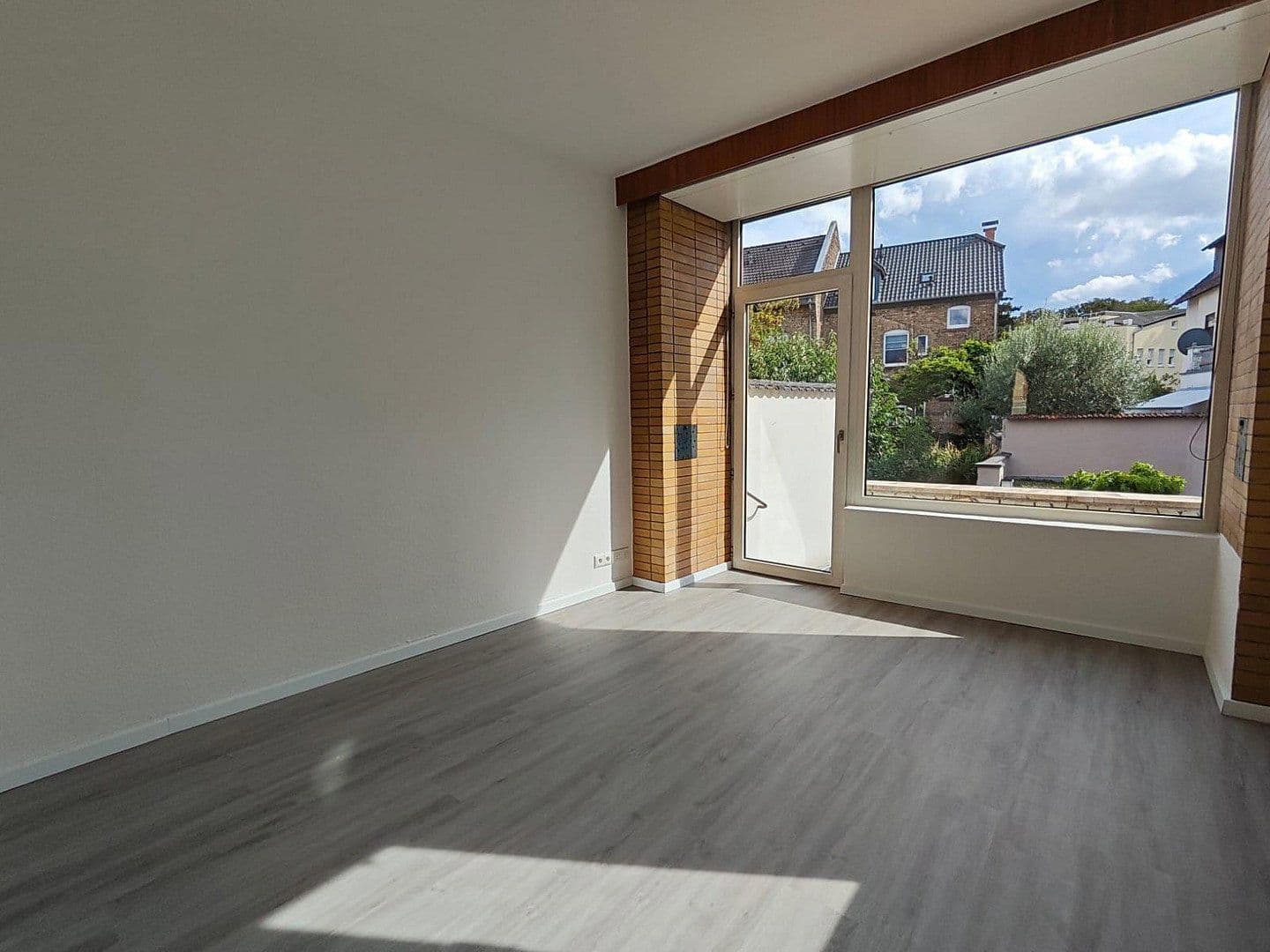 Pronájem bytu 4+1 97 m², Emrichruhstraße 41, Mainz, Porýní-Falc Pronájem bytu 4+1 97 m², Emrichruhstraße 41, Mainz, Porýní-Falc
