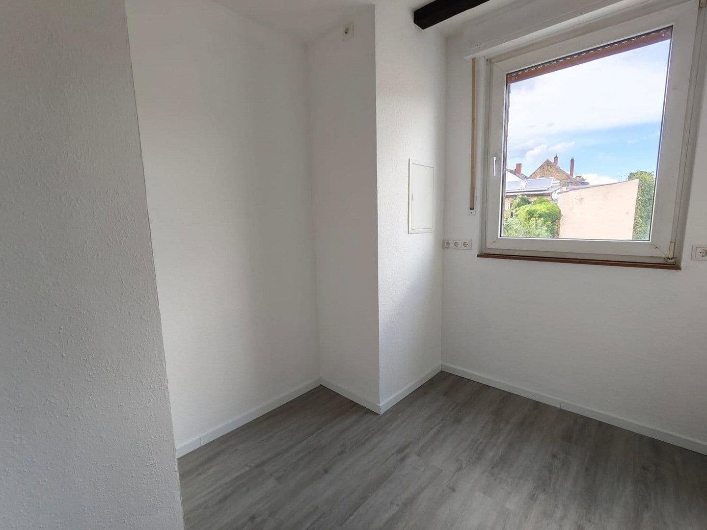 Pronájem bytu 4+1 97 m², Emrichruhstraße 41, Mainz, Porýní-Falc Pronájem bytu 4+1 97 m², Emrichruhstraße 41, Mainz, Porýní-Falc