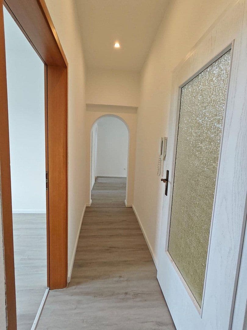 Pronájem bytu 4+1 97 m², Emrichruhstraße 41, Mainz, Porýní-Falc Pronájem bytu 4+1 97 m², Emrichruhstraße 41, Mainz, Porýní-Falc