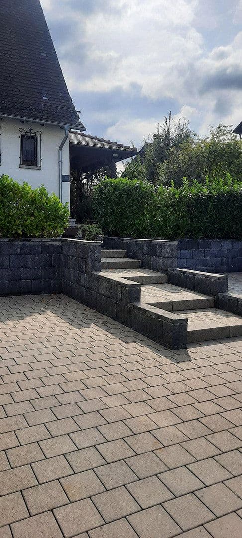 Prodej domu 145 m², pozemek 500 m², Hasselroth, Hessen Prodej domu 145 m², pozemek 500 m², Hasselroth, Hessen