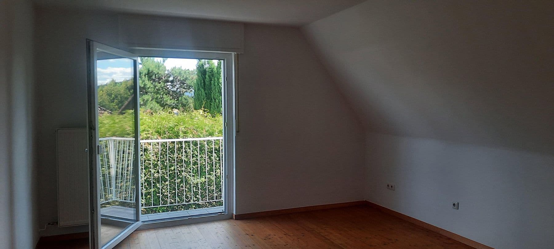 Prodej domu 145 m², pozemek 500 m², Hasselroth, Hessen Prodej domu 145 m², pozemek 500 m², Hasselroth, Hessen