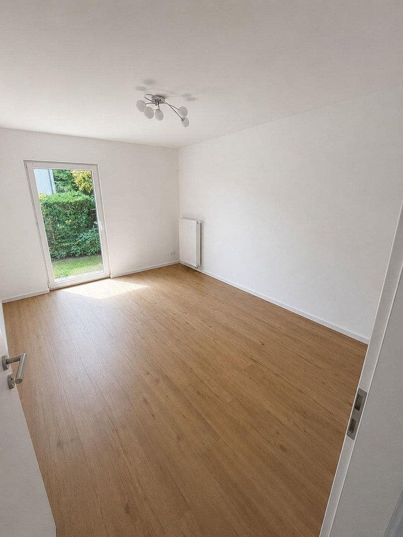 Pronájem bytu 3+1 58 m², Bedburg, Severní Porýní-Vestfálsko Pronájem bytu 3+1 58 m², Bedburg, Severní Porýní-Vestfálsko