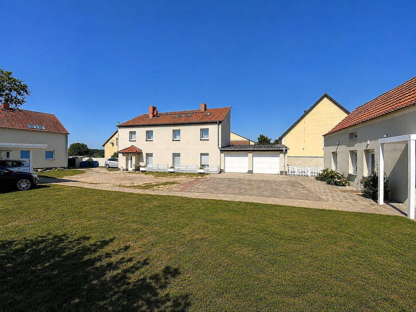 Prodej domu 299 m², pozemek 5.806 m², Mittenwalde, Braniborsko Prodej domu 299 m², pozemek 5.806 m², Mittenwalde, Braniborsko