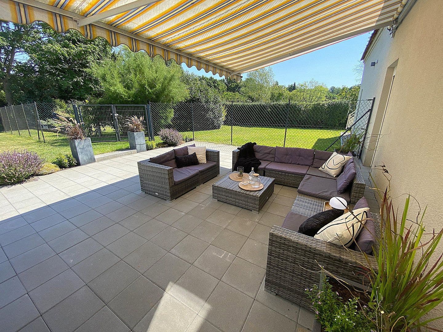 Prodej domu 299 m², pozemek 5.806 m², Mittenwalde, Braniborsko Prodej domu 299 m², pozemek 5.806 m², Mittenwalde, Braniborsko