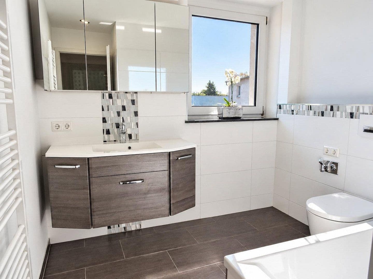 Prodej domu 299 m², pozemek 5.806 m², Mittenwalde, Braniborsko Prodej domu 299 m², pozemek 5.806 m², Mittenwalde, Braniborsko