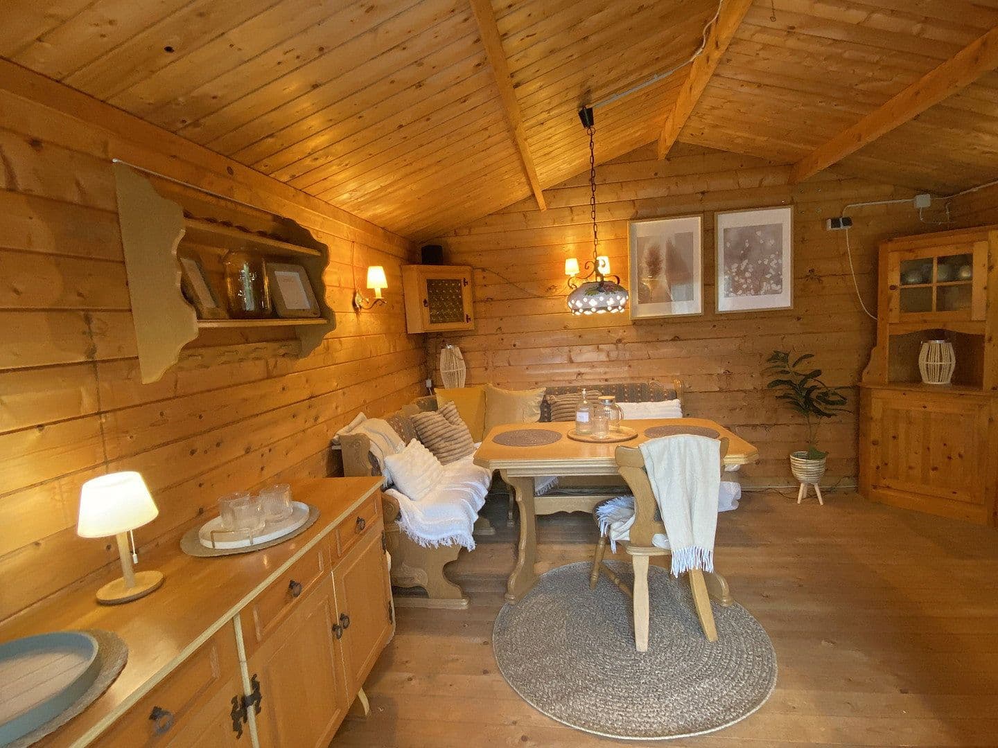 Prodej domu 299 m², pozemek 5.806 m², Mittenwalde, Braniborsko Prodej domu 299 m², pozemek 5.806 m², Mittenwalde, Braniborsko