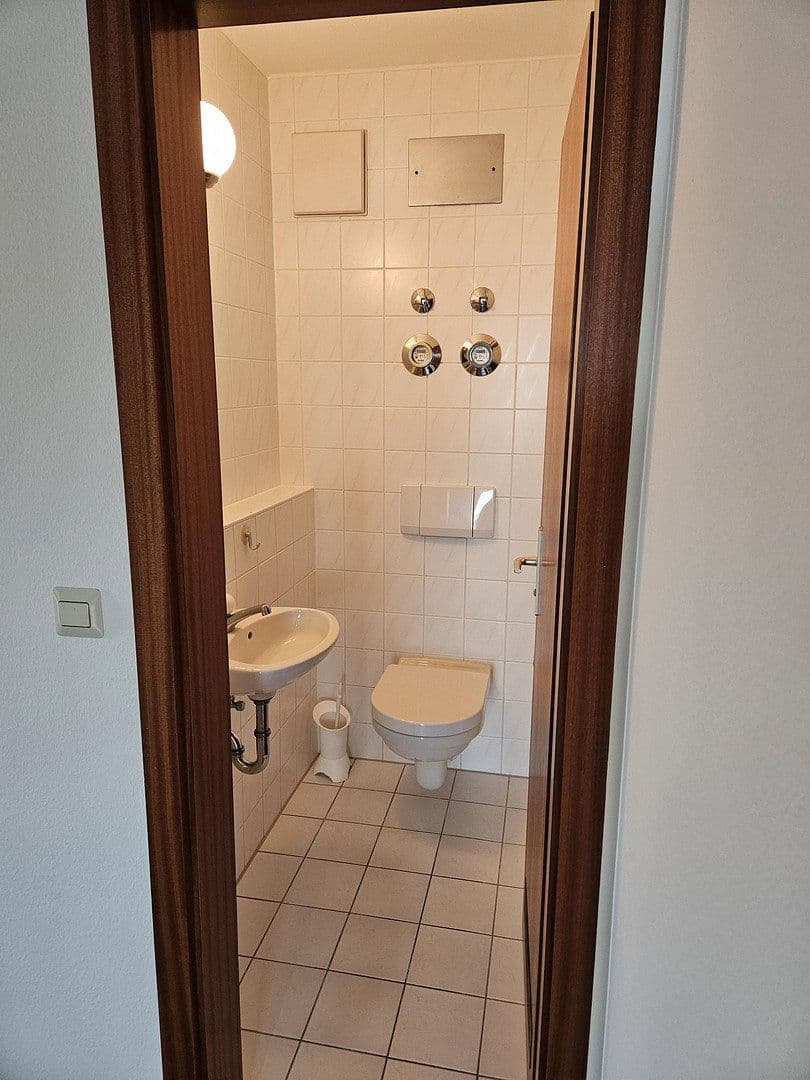 Pronájem bytu 2+kk 65 m², Salach, Bádensko-Württembersko Pronájem bytu 2+kk 65 m², Salach, Bádensko-Württembersko