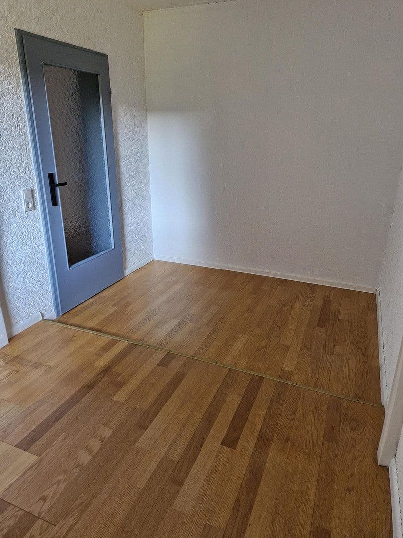 Pronájem bytu 4+1 107 m², Ludwigshafen pfingstweide, Porýní-Falc Pronájem bytu 4+1 107 m², Ludwigshafen pfingstweide, Porýní-Falc