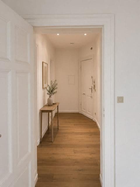 Prodej bytu 4+1 86 m², Berlin-Wannsee, Berlín Prodej bytu 4+1 86 m², Berlin-Wannsee, Berlín