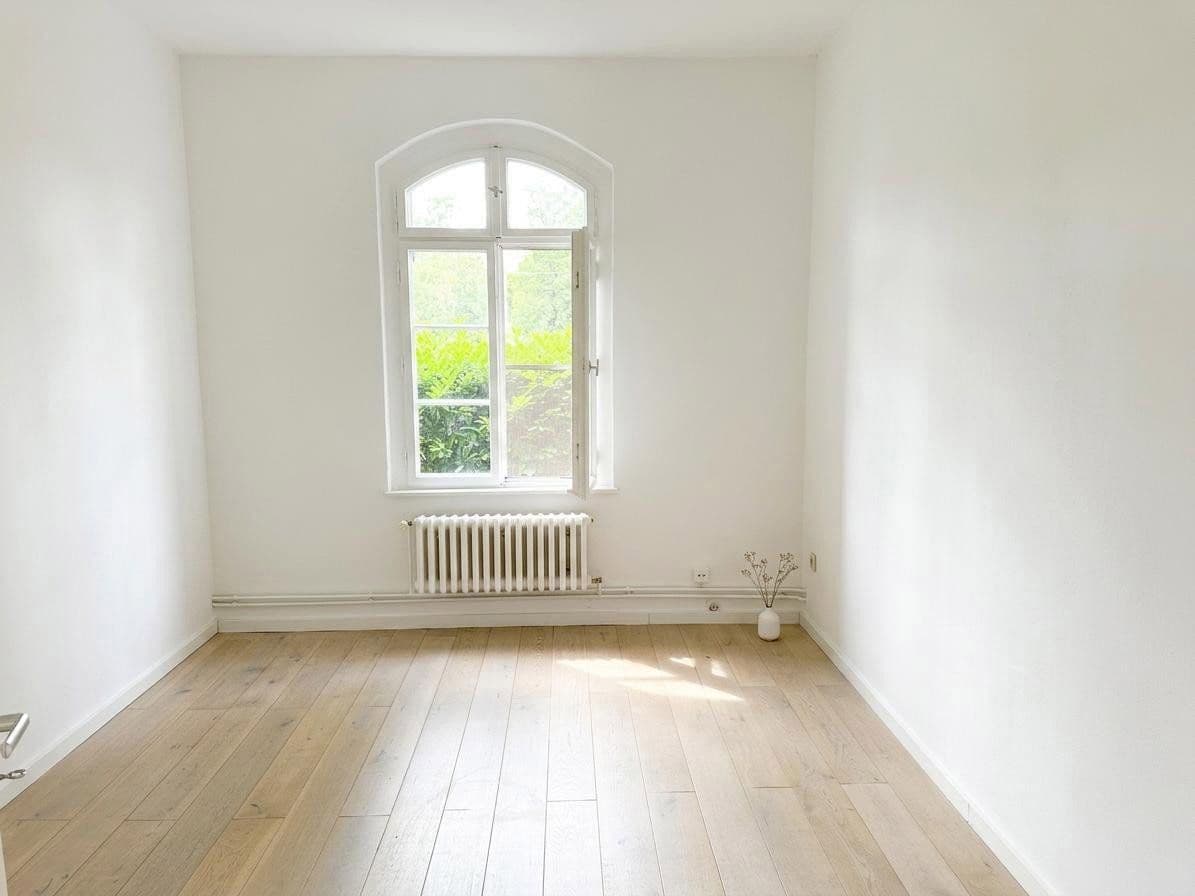 Prodej bytu 4+1 86 m², Berlin-Wannsee, Berlín Prodej bytu 4+1 86 m², Berlin-Wannsee, Berlín