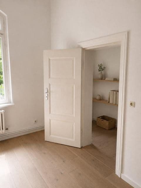 Prodej bytu 4+1 86 m², Berlin-Wannsee, Berlín Prodej bytu 4+1 86 m², Berlin-Wannsee, Berlín