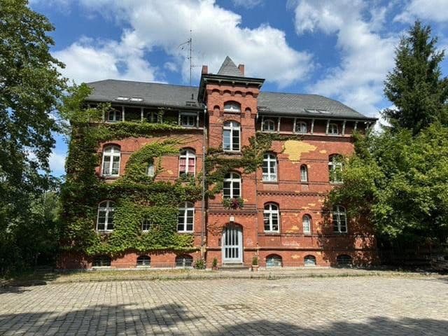 Prodej bytu 4+1 86 m², Berlin-Wannsee, Berlín Prodej bytu 4+1 86 m², Berlin-Wannsee, Berlín