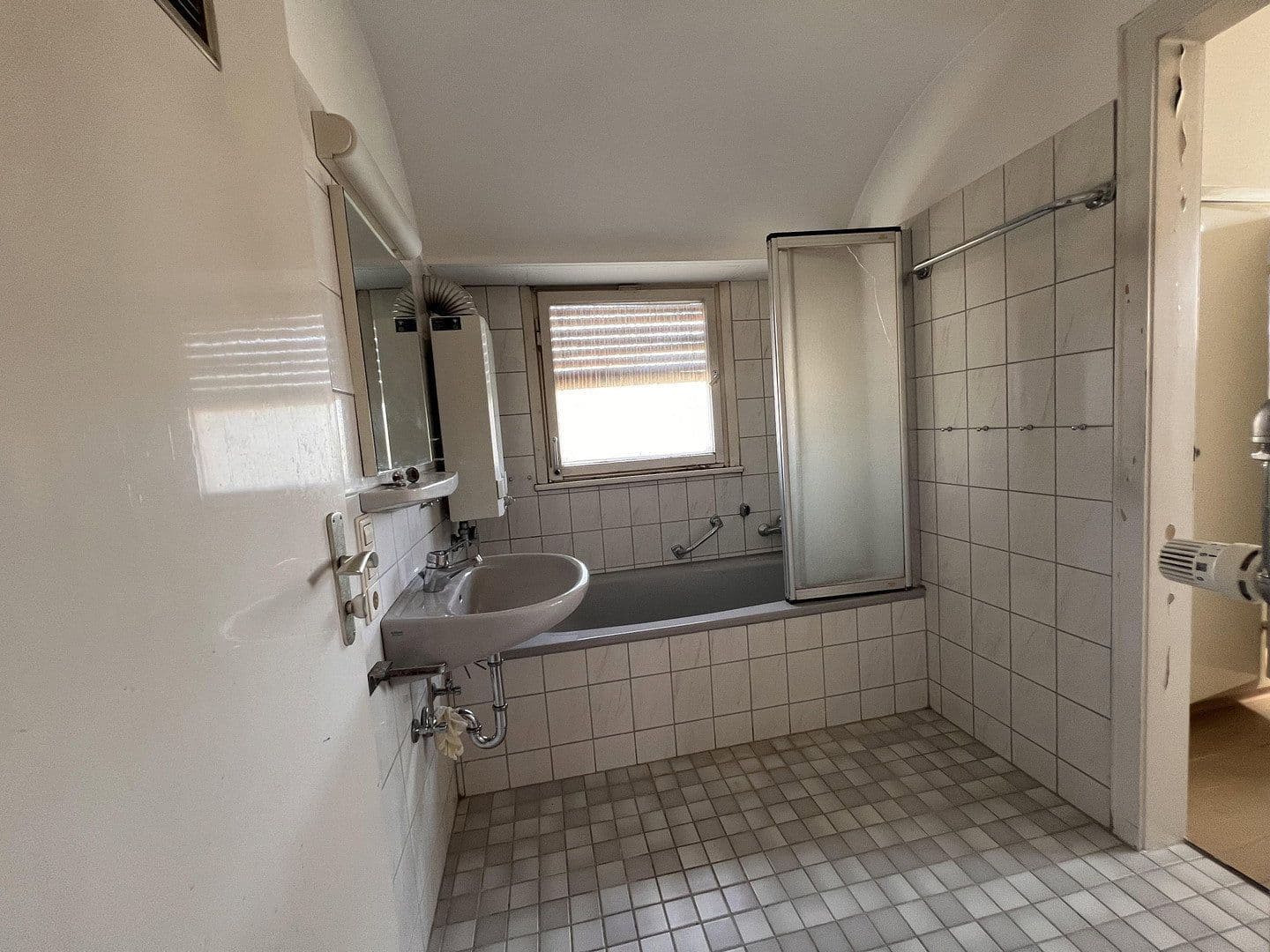 Prodej domu 134 m², pozemek 680 m², Schorndorf, Bádensko-Württembersko Prodej domu 134 m², pozemek 680 m², Schorndorf, Bádensko-Württembersko