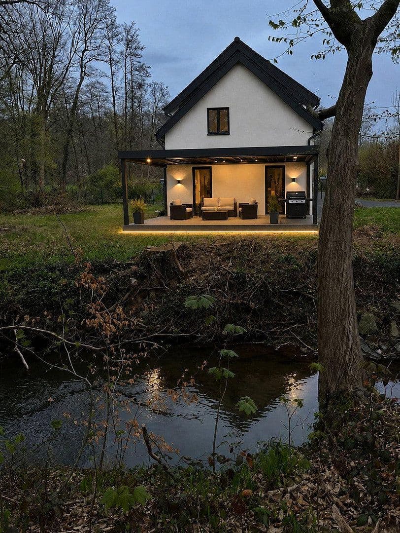 Prodej domu 181 m², pozemek 1.754 m², Odenthal, Severní Porýní-Vestfálsko Prodej domu 181 m², pozemek 1.754 m², Odenthal, Severní Porýní-Vestfálsko