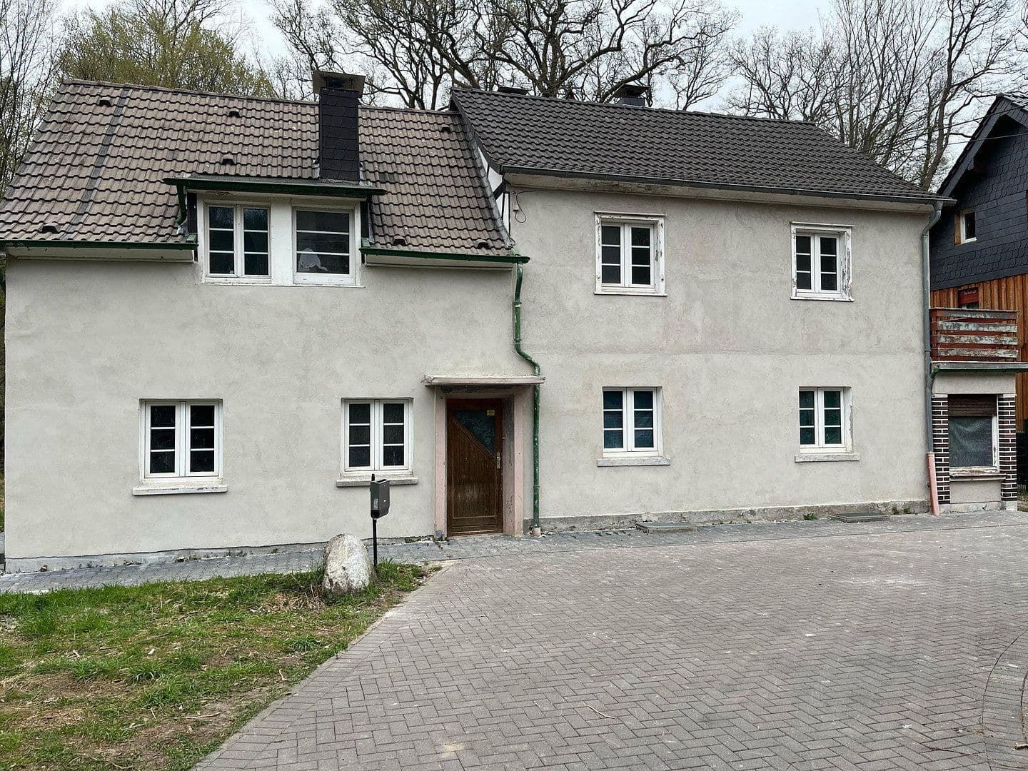 Prodej domu 181 m², pozemek 1.754 m², Odenthal, Severní Porýní-Vestfálsko Prodej domu 181 m², pozemek 1.754 m², Odenthal, Severní Porýní-Vestfálsko