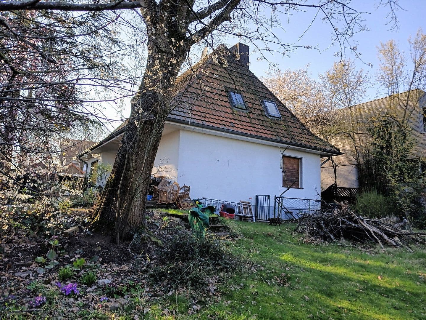 Prodej domu 120 m², pozemek 1.300 m², Bonn, Severní Porýní-Vestfálsko Prodej domu 120 m², pozemek 1.300 m², Bonn, Severní Porýní-Vestfálsko