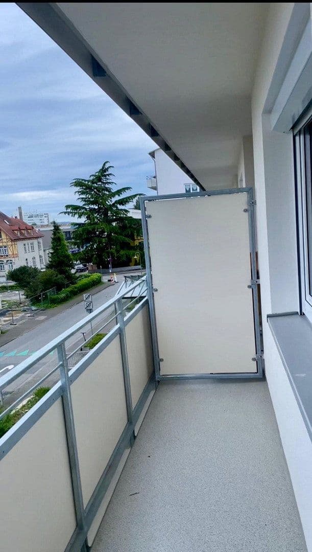Pronájem bytu 1+1 33 m², Steinstraße 60, Konstanz, Bádensko-Württembersko Pronájem bytu 1+1 33 m², Steinstraße 60, Konstanz, Bádensko-Württembersko