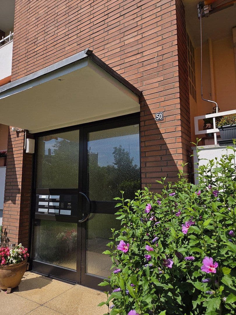 Prodej bytu 3+1 69 m², Kronenweg 50, Wesseling, Severní Porýní-Vestfálsko Prodej bytu 3+1 69 m², Kronenweg 50, Wesseling, Severní Porýní-Vestfálsko