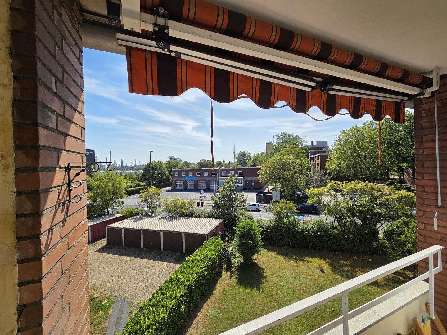 Prodej bytu 3+1 69 m², Kronenweg 50, Wesseling, Severní Porýní-Vestfálsko Prodej bytu 3+1 69 m², Kronenweg 50, Wesseling, Severní Porýní-Vestfálsko