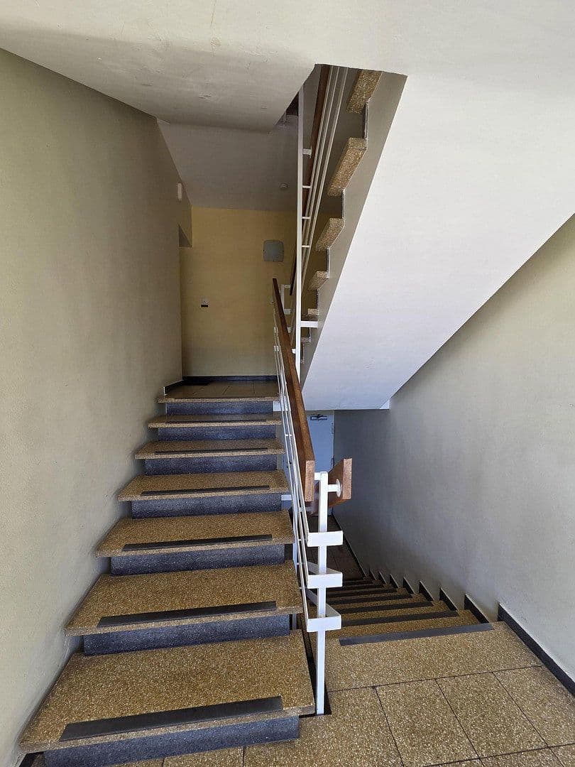 Prodej bytu 3+1 69 m², Kronenweg 50, Wesseling, Severní Porýní-Vestfálsko Prodej bytu 3+1 69 m², Kronenweg 50, Wesseling, Severní Porýní-Vestfálsko