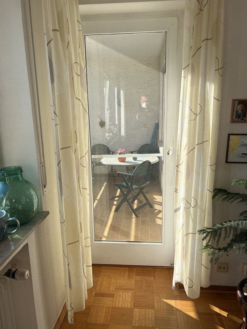 Pronájem bytu 2+kk 85 m², Friederichstrasse 33 / 37, Korntal-Münchingen, Bádensko-Württembersko Pronájem bytu 2+kk 85 m², Friederichstrasse 33 / 37, Korntal-Münchingen, Bádensko-Württembersko