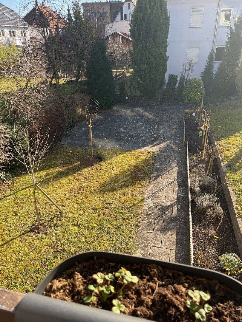 Pronájem bytu 2+kk 85 m², Friederichstrasse 33 / 37, Korntal-Münchingen, Bádensko-Württembersko Pronájem bytu 2+kk 85 m², Friederichstrasse 33 / 37, Korntal-Münchingen, Bádensko-Württembersko