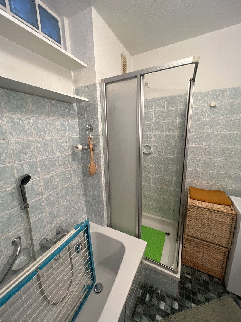 Pronájem bytu 2+kk 85 m², Friederichstrasse 33 / 37, Korntal-Münchingen, Bádensko-Württembersko Pronájem bytu 2+kk 85 m², Friederichstrasse 33 / 37, Korntal-Münchingen, Bádensko-Württembersko