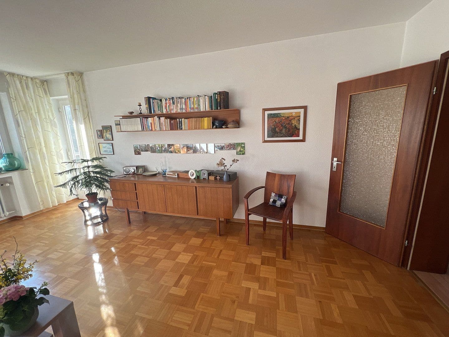 Pronájem bytu 2+kk 85 m², Friederichstrasse 33 / 37, Korntal-Münchingen, Bádensko-Württembersko Pronájem bytu 2+kk 85 m², Friederichstrasse 33 / 37, Korntal-Münchingen, Bádensko-Württembersko